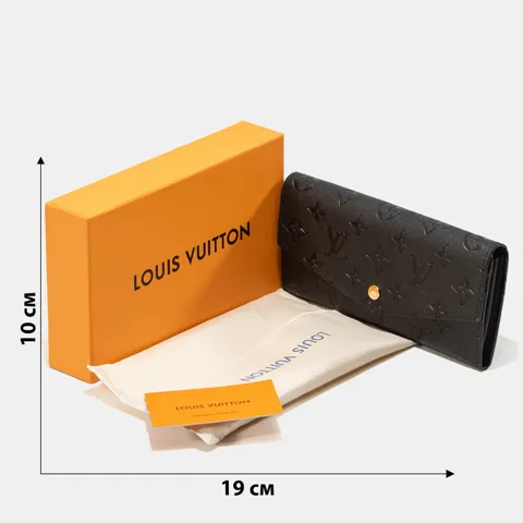 A0452 Louis Vuitton