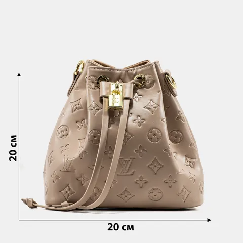 A0490 LOUIS VUITTON