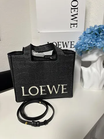 tote black