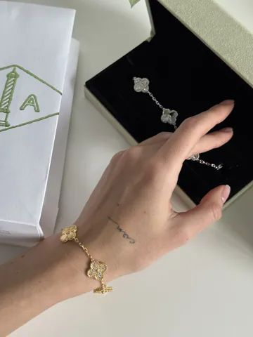 Van Cleef Bracelet 5 motifs gold diamond