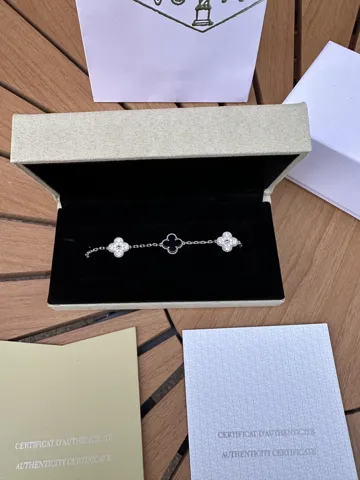 Van Cleef Bracelet 5 motifs onyx diamond