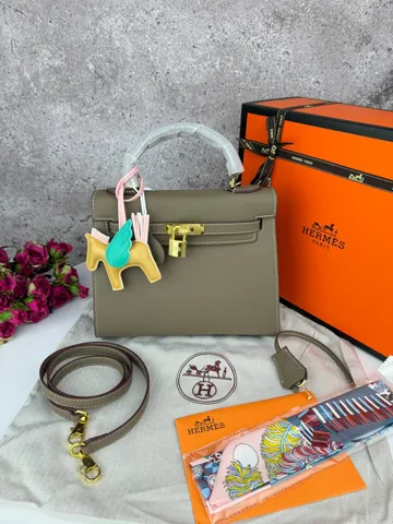 Hermes Kelly 25