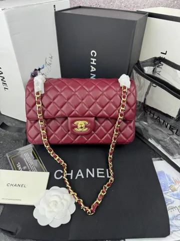 Chanel Burgundy Gold (з косметичкою)