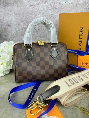 Louis Vuitton Speedy Bandouliere 20