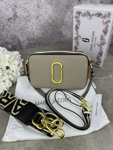 Marc Jacobs Beige/Brown/Milk
