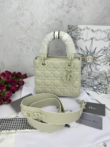 Dior Lady Total Beige