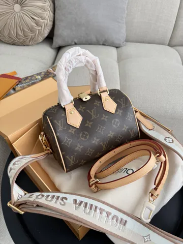 Louis Vuitton Speedy Bandouliere 20