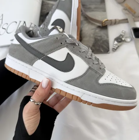 Nike SB Dunk Grey