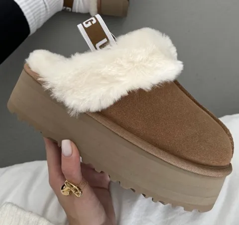 UGG Funkette