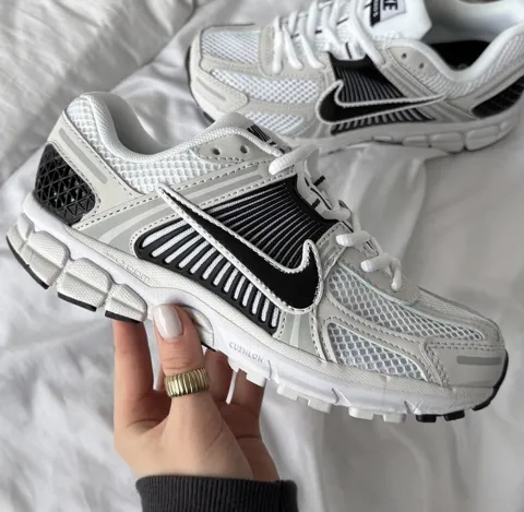 Nike Zoom Vomero 5