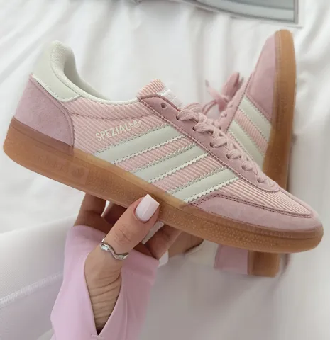 Adidas spezial