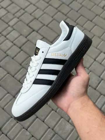 Adidas spezial