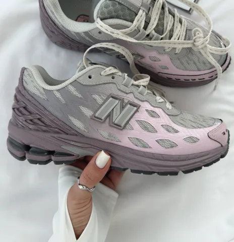 New Balance 1906