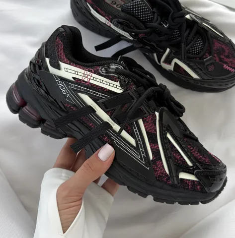 New Balance 1906
