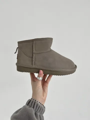 UGG Ultra Mini Dark Beige