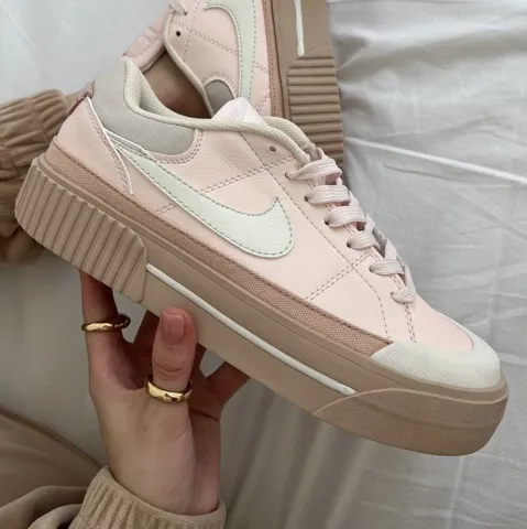 Nike Court Legacy Pink