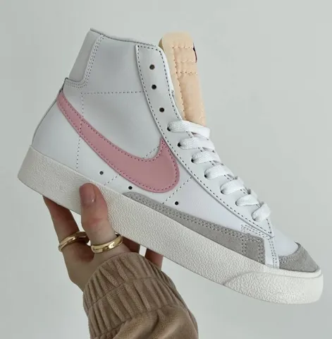 Nike Blazer White Pink