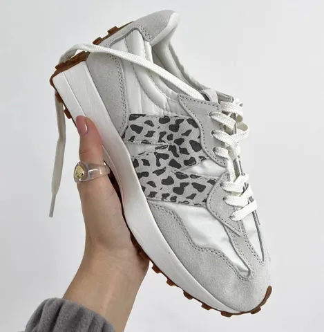 New Balance 327 Leo Premium