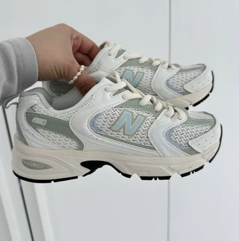 New Balance 530