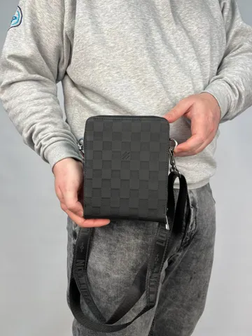 LV