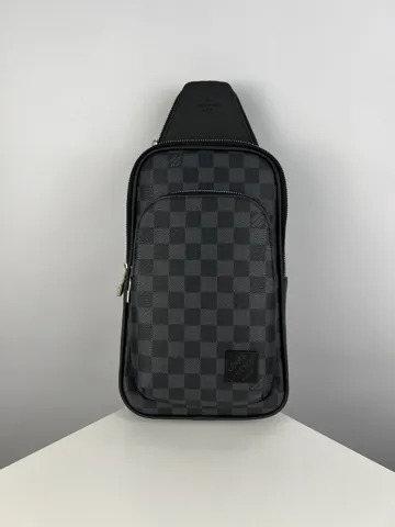 LV