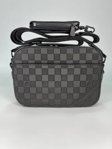 LV