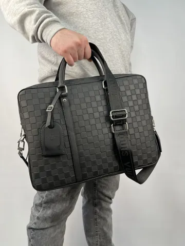 LV