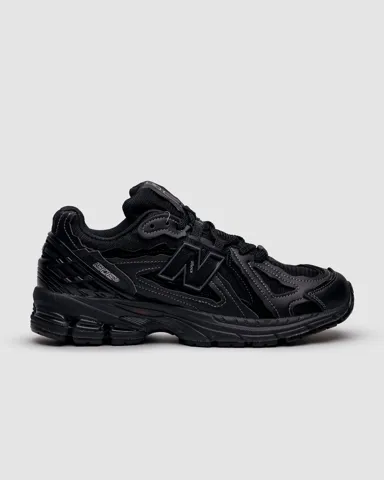 New Balance 1906R Black