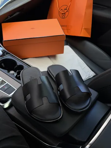 Hermes Izmir Sandal Black