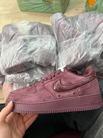 Nike Air Force 1 '07 Burgundy Crush
