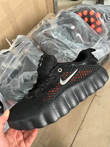 Nike Mind 002 Black Hyper Crimson