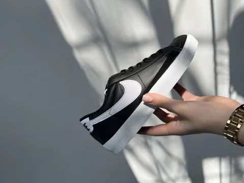 Nike Blazer Low Black/White