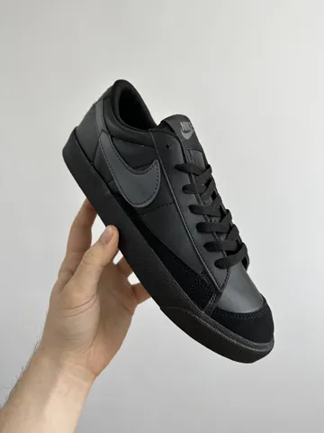 Nike Blazer Low Total Black