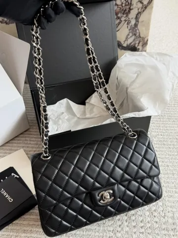 Chanel Classic Flap 25 Black Silver Hardware