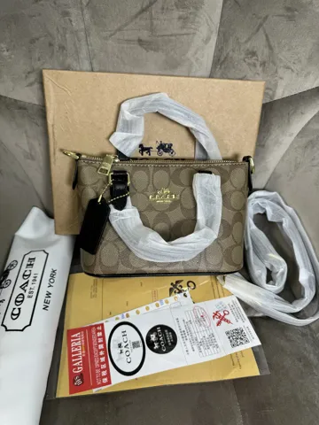 Coach Premium