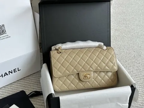 Chanel Classic Flap 25 Beige Caviar Gold Hardware