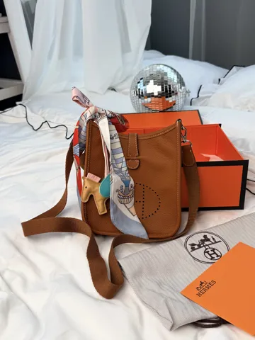 Hermes Evelyne Brown