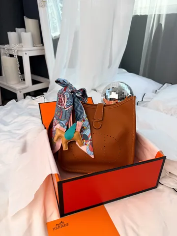 Hermes Evelyne Brown
