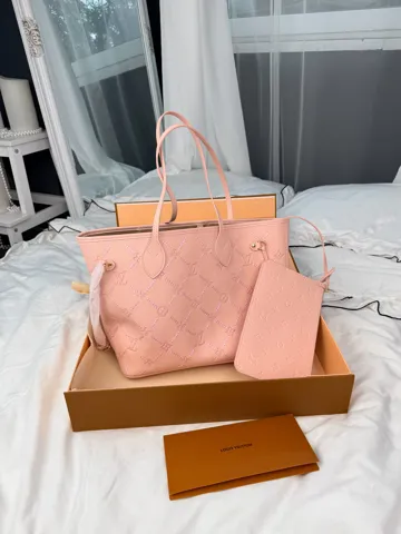 Louis Vuitton Neverfull Monogram Embroidery Rose Pink