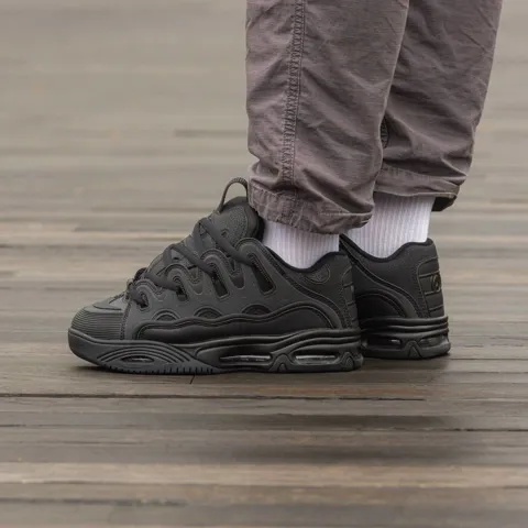 Osiris D3 All Black