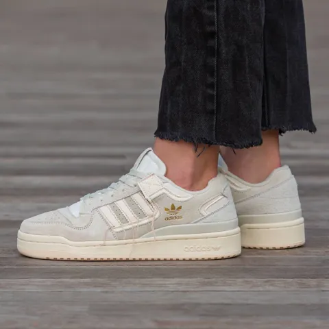 Adidas Forum 84 Low Suede