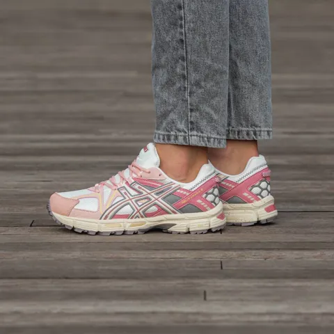 Asics Gel-Kahana 8 Pink Beige