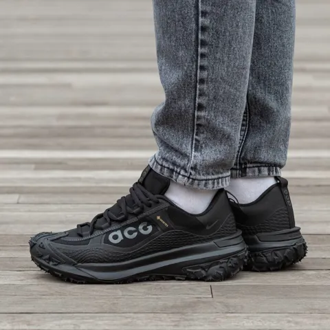 Nike Acg Moutain fly Gore tex All Black