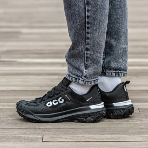 Nike Acg Moutain fly Gore tex Black White