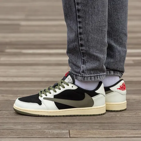 Air Jordan Retro 1 Low x Travis Scott OG Olive