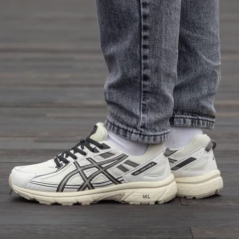 Asics Gel Venture 6 Beige Brown