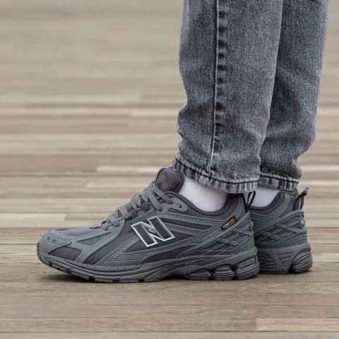 New Balance 1906 Gore-Tex "Magnet "