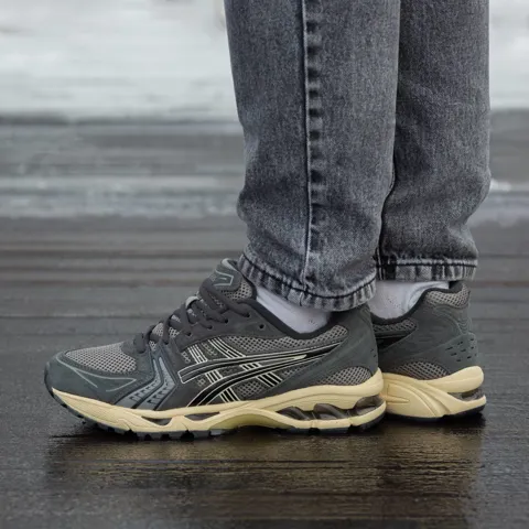 Asics Kayano 14 Suede Grafit