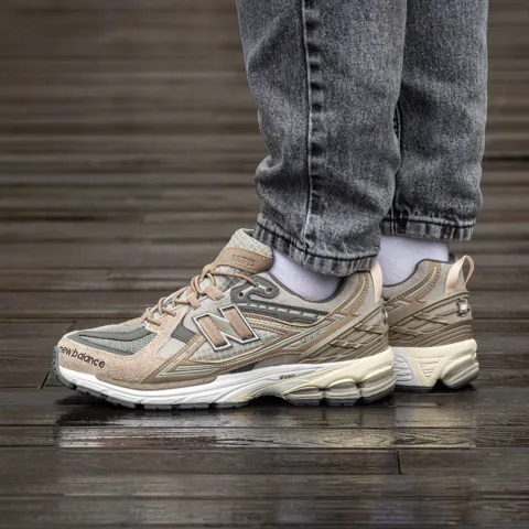 New Balance 1906u Beige