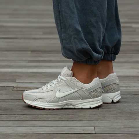 Nike Zoom Vomero 5 Climacool Beige